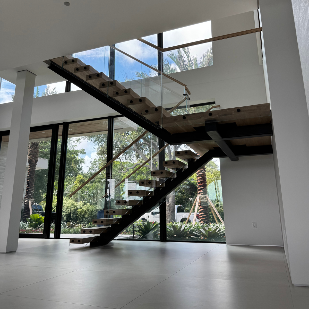 Gallery: Timeless Custom Stairs – Tom Fiello